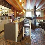 酒店 布鲁诺酒店 4*